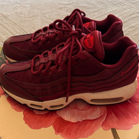 Nike Air Max Deep Red Sneakers - Picture 6 of 10